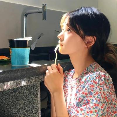 乌龙服务员